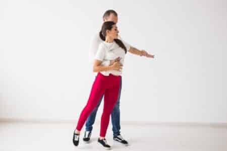 Bailar bachata en Valencia: Hazlo como los profesionales