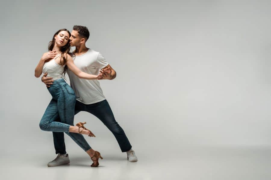 Bailar bachata Valencia