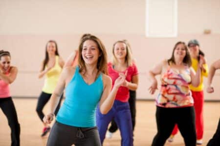 Aprende y disfruta con nuestros profesores de baile en Valencia